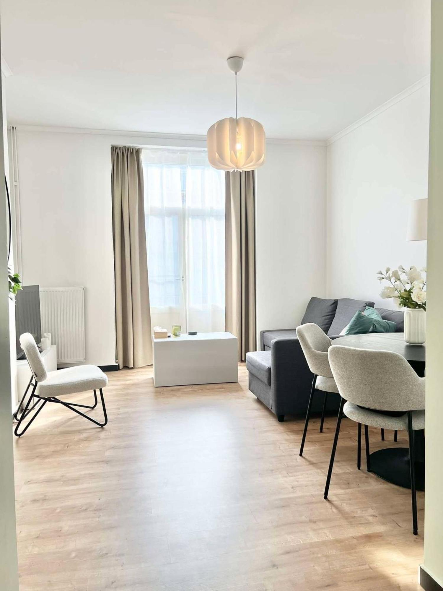 Apartment Elegance & Confort A Tour&taxis *